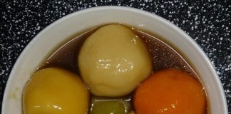 troi-nuoc-ngu-sac