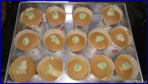 cupcake-nhan-custard cupcake-nhan-custard